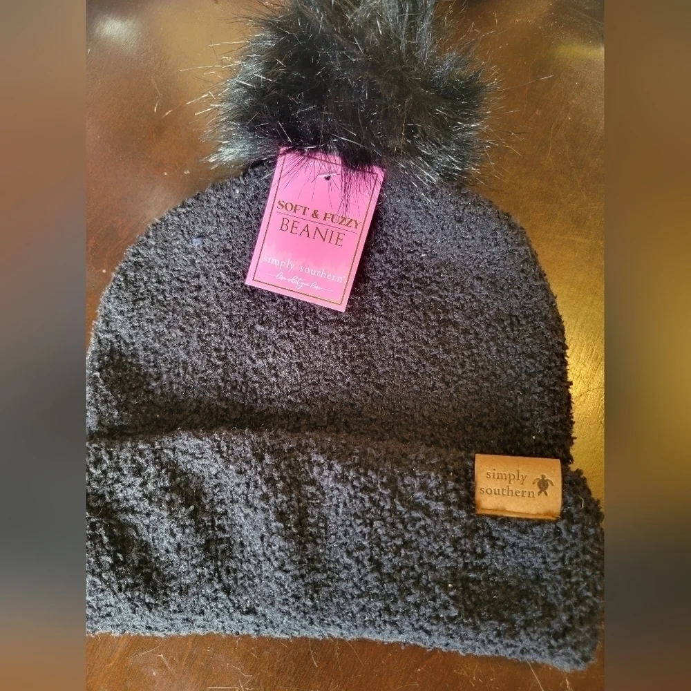 Soft‎ Beanie and Glove set NWT